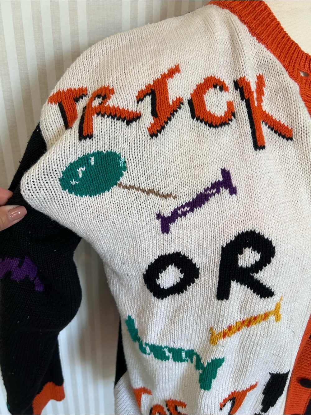 Vintage Alison Craig Halloween knit cardigan sweater Trick or Treat Size Medium - Picture 2 of 7